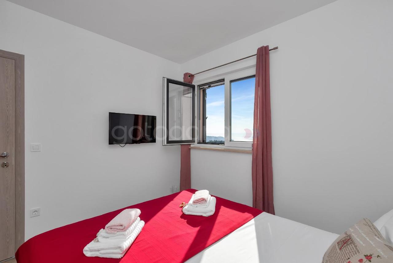 Luxury Apartment Poseidon - Free Beach Parking Makarska Exterior photo